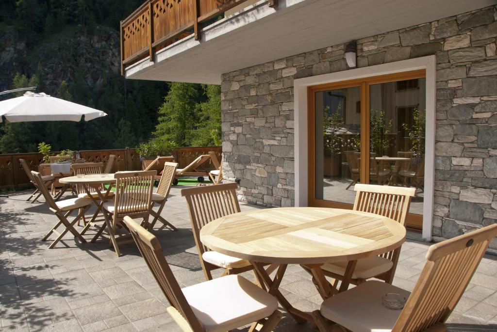 Hotel Miramonti à Valtournenche Extérieur photo